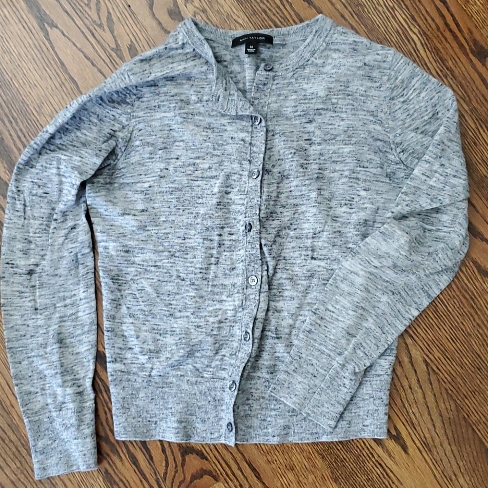 Anne Taylor Cardigan M